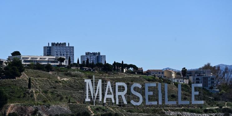 Podcast Sur le fil : « À Marseille, des jeunes dans le piège de l’hyperviolence des "Narcos" »